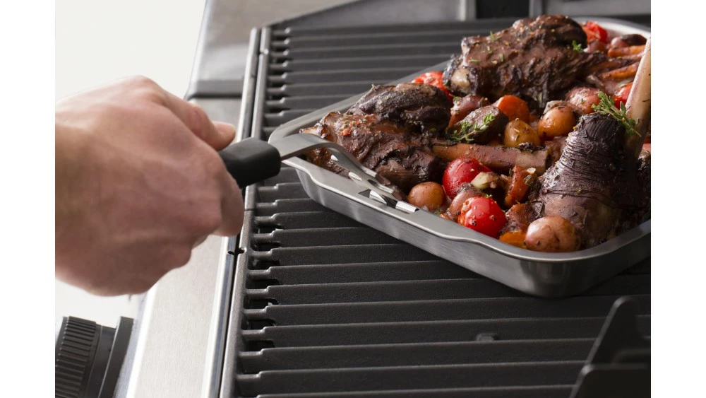 Broil King Stainless Steel Roasting/Drip Tray - 63106 4 Broil King Stainless Steel Roasting/Drip Tray - 63106 - Image 2