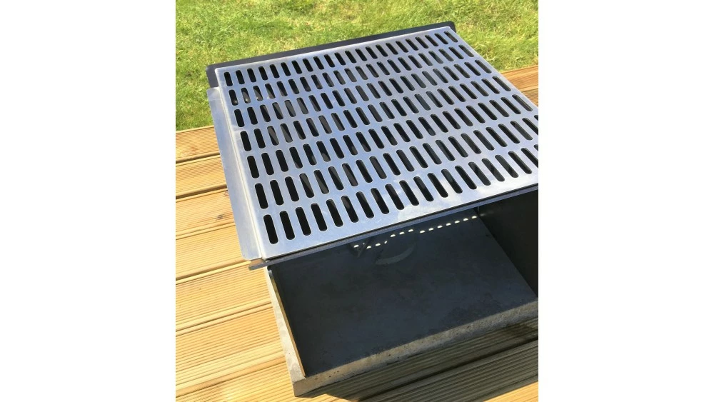 Yorkshire Grill Outdoor Fireplace & BBQ 7 Yorkshire Grill Outdoor Fireplace & BBQ - Image 5