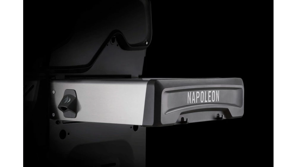 Napoleon Rogue RSE625RSIBPSS-1-GB Gas BBQ - Free Cover & Accessories 5 Napoleon Rogue RSE625RSIBPSS-1-GB Gas BBQ - Free Cover & Accessories - Image 3