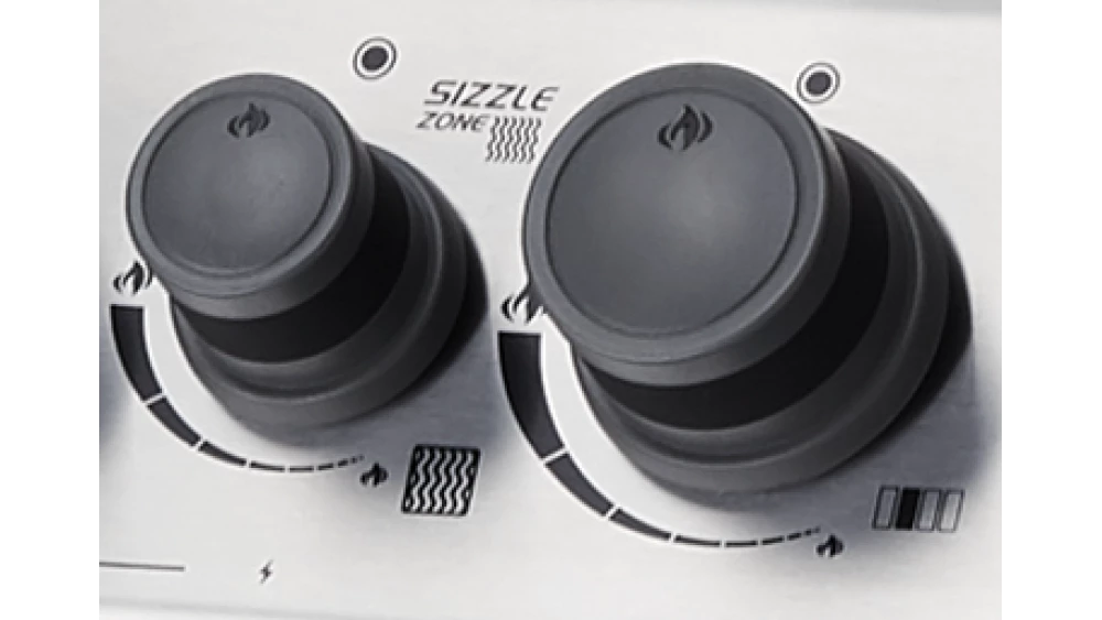 Napoleon Rogue RXT525SIBPSS-1-GB Gas BBQ - Free Cover & Accessories 8 Napoleon Rogue RXT525SIBPSS-1-GB Gas BBQ - Free Cover & Accessories - Image 6