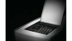 Napoleon Rogue RXT525SIBPSS-1-GB Gas BBQ - Free Cover & Accessories 12 Napoleon Rogue RXT525SIBPSS-1-GB Gas BBQ - Free Cover & Accessories -UK BBQ Sales 2024 RXT525 625 1 SideBurner IR LargeShelf SS 1000x563 3