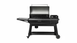 Traeger - Ironwood XL Pellet BBQ -UK BBQ Sales 2024 TFB93RLG IronwoodXL FrontLidOpen zz9274 WEB 1000x563 1