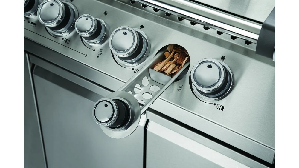 Napoleon Prestige PRO665RSIBPSS-3-GB Gas BBQ - Free Rotisserie And Cover 20 Napoleon Prestige PRO665RSIBPSS-3-GB Gas BBQ - Free Rotisserie And Cover - Image 18